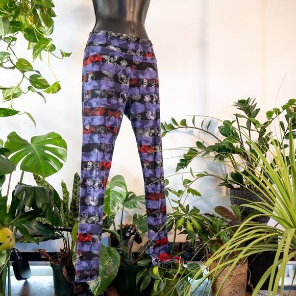 LuLaRoe Disney Captain Hook Black and Purple Striped Leggings, One Size - Picture 7 of 7